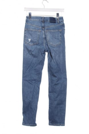 Damskie jeansy Bershka, Rozmiar XS, Kolor Niebieski, Cena 23,99 zł