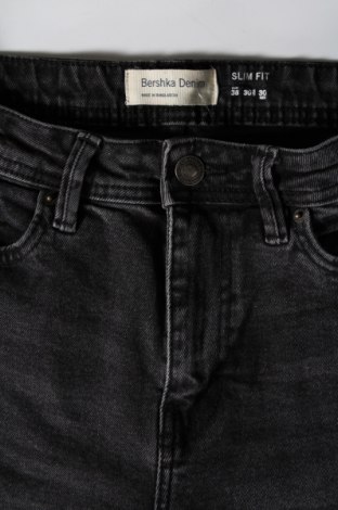 Damskie jeansy Bershka, Rozmiar M, Kolor Szary, Cena 38,11 zł