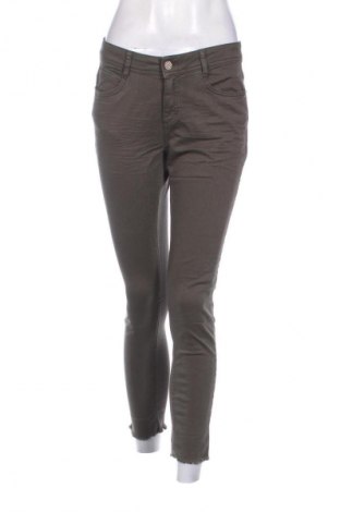 Damen Jeans Cartoon, Größe S, Farbe Grün, Preis € 5,99