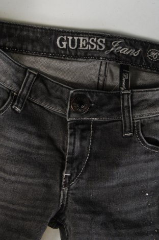 Damskie jeansy Guess, Rozmiar S, Kolor Szary, Cena 103,99 zł