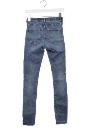 Damskie jeansy H&M, Rozmiar S, Kolor Niebieski, Cena 20,99 zł