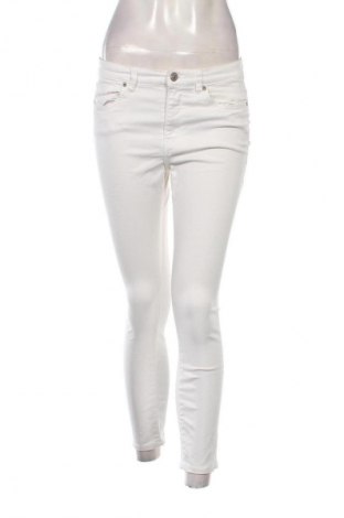 Damskie jeansy H&M L.O.G.G., Rozmiar S, Kolor Biały, Cena 31,99 zł