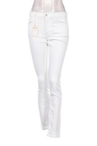 Damen Jeans Mustang, Größe M, Farbe Weiß, Preis 14,99 €