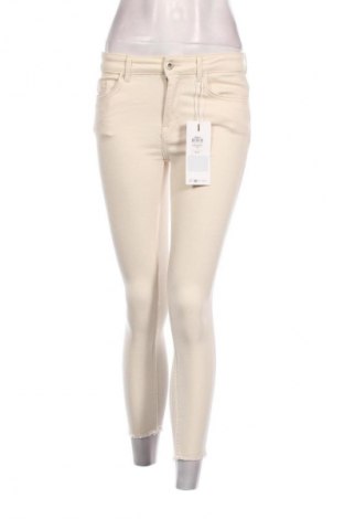 Damen Jeans ONLY, Größe M, Farbe Ecru, Preis € 39,99