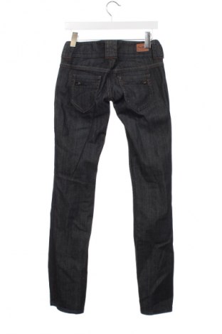 Damskie jeansy Pepe Jeans, Rozmiar S, Kolor Niebieski, Cena 34,99 zł