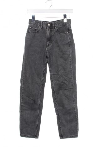 Damskie jeansy Pull&Bear, Rozmiar XXS, Kolor Szary, Cena 31,99 zł