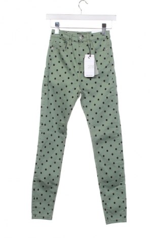 Blugi de femei Stradivarius, Mărime XS, Culoare Verde, Preț 91,99 Lei