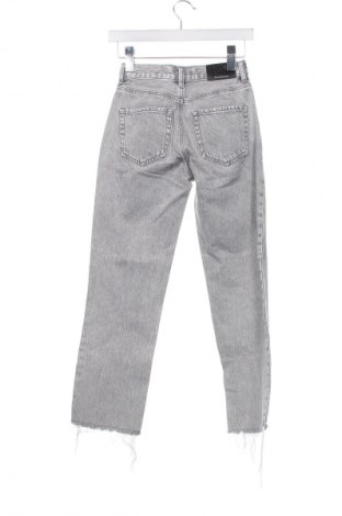 Damen Jeans Stradivarius, Größe XXS, Farbe Grau, Preis 14,84 €