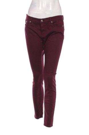 Damen Jeans Stradivarius, Größe L, Farbe Rot, Preis 6,99 €