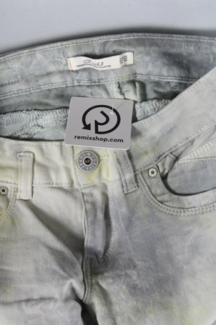 Damskie jeansy Toxik 3, Rozmiar XS, Kolor Kolorowy, Cena 103,45 zł