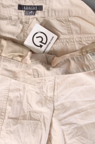 Damen Shorts Adagio, Größe XL, Farbe Beige, Preis € 4,99