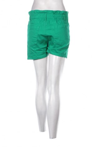 Pantaloni scurți de femei Beloved, Mărime S, Culoare Verde, Preț 14,99 Lei