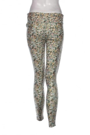 Colant de femei Crane, Mărime M, Culoare Multicolor, Preț 24,99 Lei