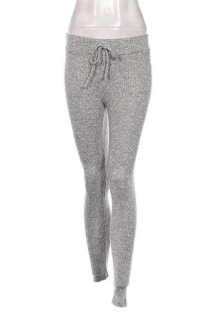 Damen Leggings Fashion nova, Größe M, Farbe Grau, Preis 8,99 €