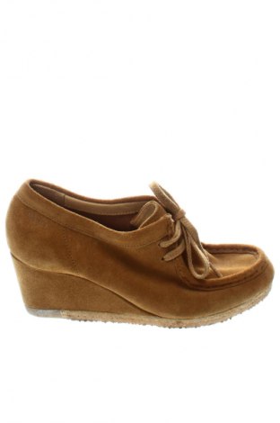 Női cipők Clarks, Méret 37, Szín Sárga, Ár 10 199 Ft