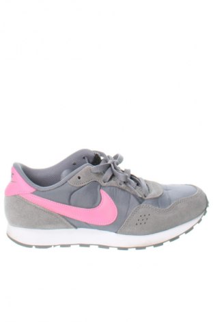 Dámske topánky  Nike, Veľkosť 36, Farba Sivá, Cena  46,00 €