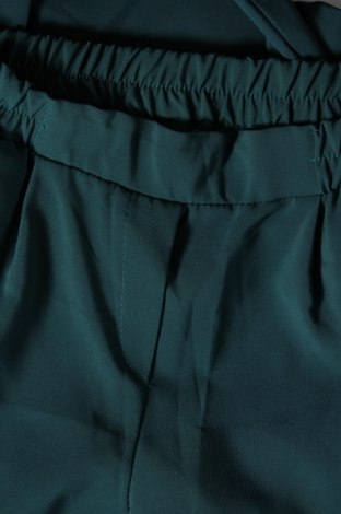 Damenhose, Größe M, Farbe Grün, Preis € 6,99