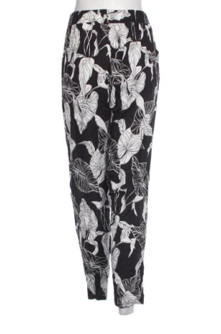 Pantaloni de femei, Mărime M, Culoare Multicolor, Preț 25,99 Lei