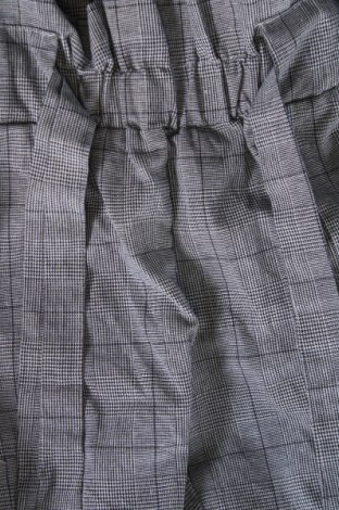 Pantaloni de femei, Mărime S, Culoare Gri, Preț 20,99 Lei