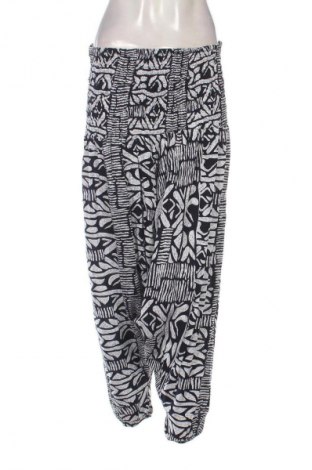 Pantaloni de femei, Mărime L, Culoare Multicolor, Preț 29,99 Lei