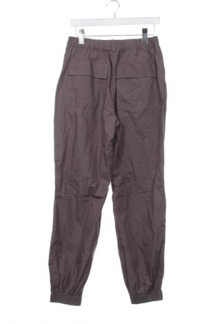 Damenhose Cropp, Größe M, Farbe Grau, Preis 13,99 €