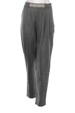 Pantaloni de femei Guido Maria Kretschmer for About You, Mărime S, Culoare Verde, Preț 166,99 Lei