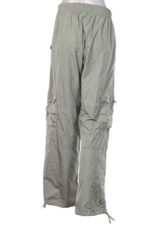 Pantaloni de femei H&M, Mărime L, Culoare Verde, Preț 23,99 Lei