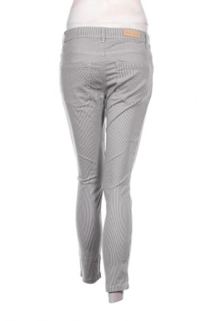 Damenhose H&M L.O.G.G., Größe M, Farbe Mehrfarbig, Preis € 6,99