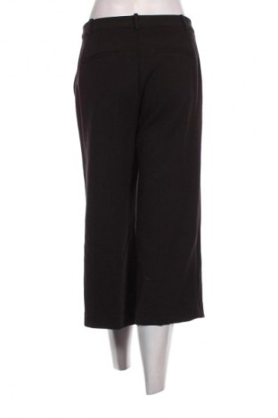 Pantaloni de femei MM6 Maison Martin Margiela, Mărime M, Culoare Negru, Preț 504,99 Lei