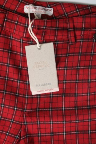 Dámské kalhoty  Pull&Bear, Velikost XXS, Barva Červená, Cena  409,00 Kč