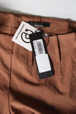 Pantaloni de femei Stefanel, Mărime M, Culoare Maro, Preț 190,09 Lei