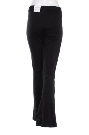 Damenhose Stradivarius, Größe XL, Farbe Schwarz, Preis 6,99 €