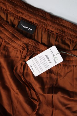 Pantaloni de femei Taifun, Mărime L, Culoare Maro, Preț 76,99 Lei