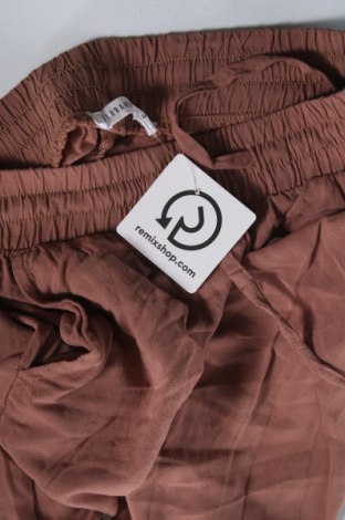 Damenhose Terranova, Größe XS, Farbe Beige, Preis € 6,99