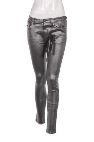 Damenhose Tigha, Größe M, Farbe Silber, Preis 59,99 €