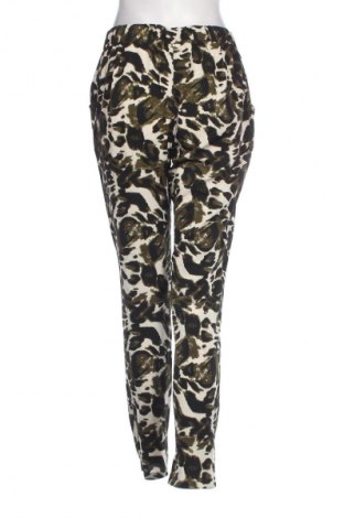 Pantaloni de femei Vero Moda, Mărime M, Culoare Multicolor, Preț 26,99 Lei