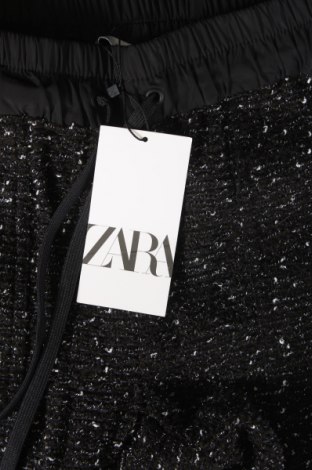 Дамски панталон Zara, Размер XS, Цвят Черен, Цена 25,99 лв.