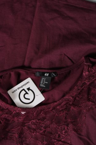 Dámské tilko  H&M, Velikost M, Barva Fialová, Cena  89,00 Kč