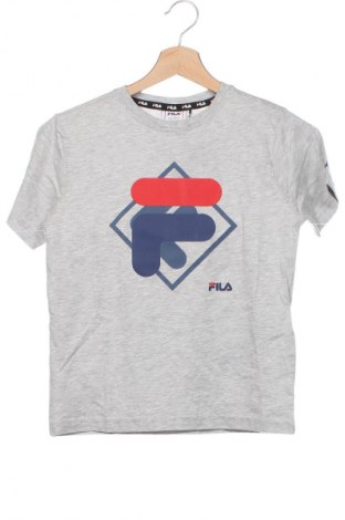 Детска тениска FILA, Размер 8-9y/ 134-140 см, Цвят Сив, Цена 44,99 лв.