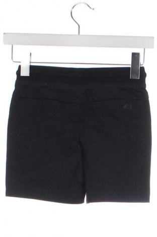 Kinder Shorts 4F, Größe 6-7y/ 122-128 cm, Farbe Blau, Preis 5,99 €