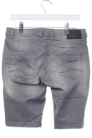 Kinder Shorts Deeluxe, Größe 15-18y/ 170-176 cm, Farbe Grau, Preis € 9,21