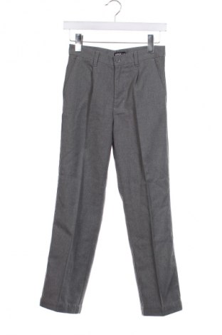 Pantaloni pentru copii LC Waikiki, Mărime 9-10y/ 140-146 cm, Culoare Gri, Preț 24,99 Lei