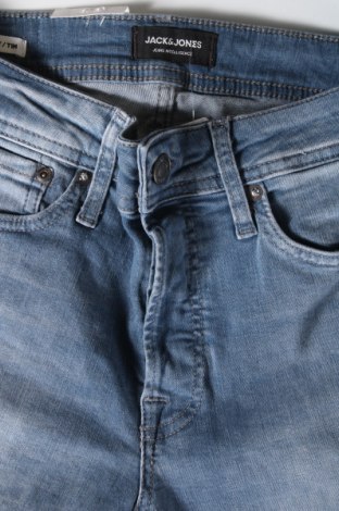 Męskie jeansy Jack & Jones, Rozmiar S, Kolor Niebieski, Cena 76,99 zł