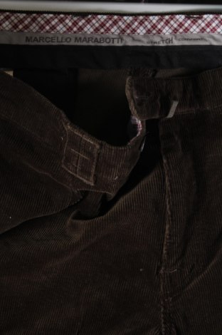 Herren Cordhose, Größe L, Farbe Grün, Preis € 7,99