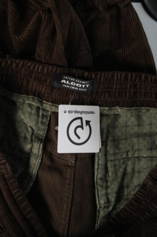 Herren Cordhose Alcott, Größe M, Farbe Grün, Preis € 20,29