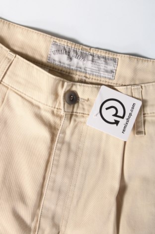 Pantaloni scurți de bărbați William & Delvin, Mărime M, Culoare Ecru, Preț 29,99 Lei