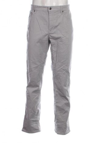 Pantaloni de bărbați Amazon Essentials, Mărime L, Culoare Gri, Preț 100,99 Lei