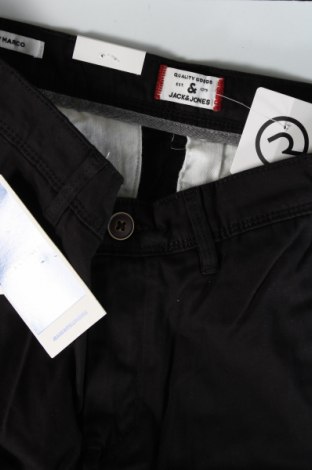 Pantaloni de bărbați Jack & Jones, Mărime M, Culoare Negru, Preț 97,99 Lei