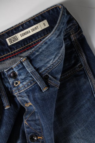 Fustă Hilfiger Denim, Mărime M, Culoare Albastru, Preț 121,49 Lei