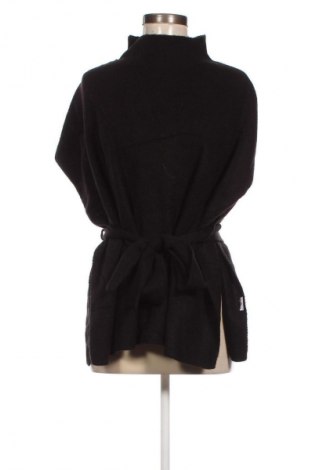 Poncho KappAhl, Mărime L, Culoare Negru, Preț 36,99 Lei